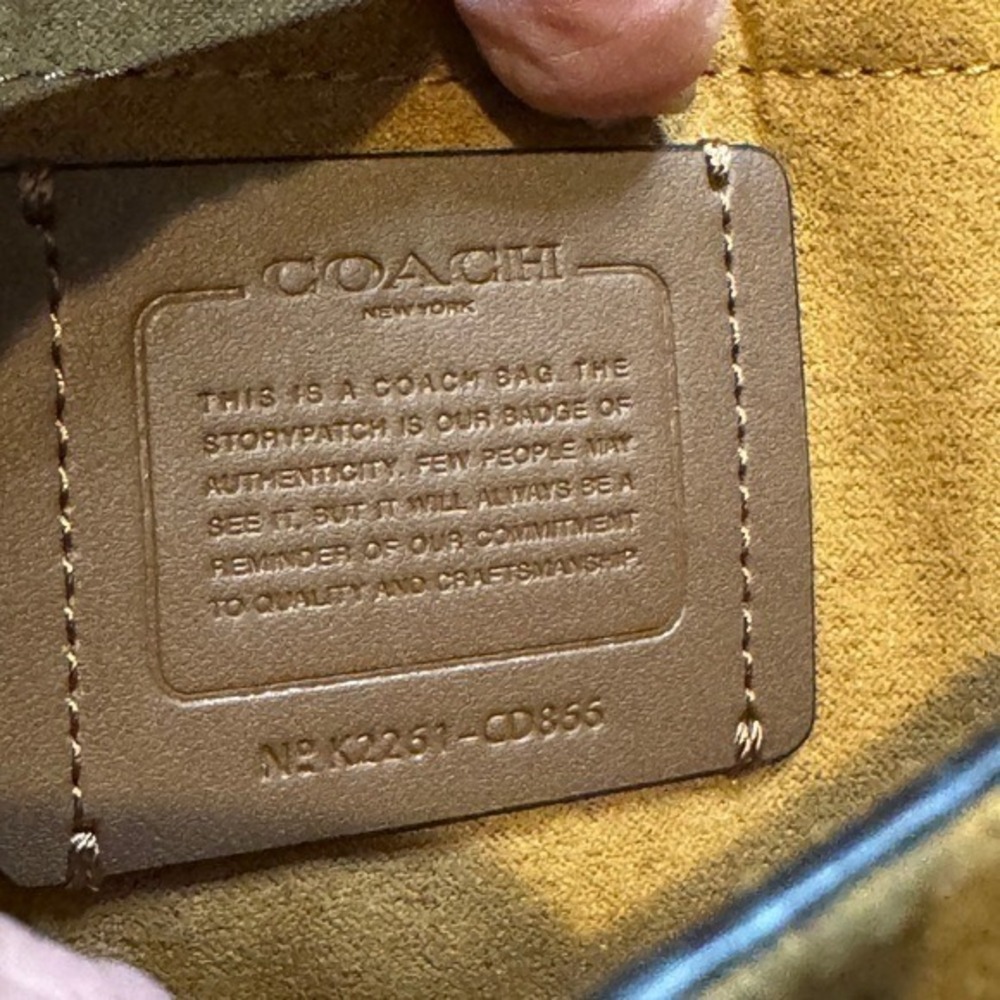 Coach Signature‎ Gold and Brown Crossbody Bag CD 866 Excellent - Picture 8 of 8